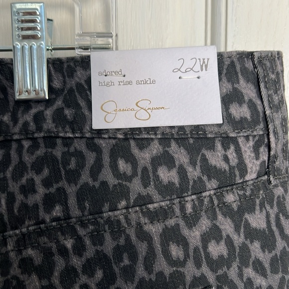 Jessica Simpson 22W adored high rise ankle - Picture 9 of 13